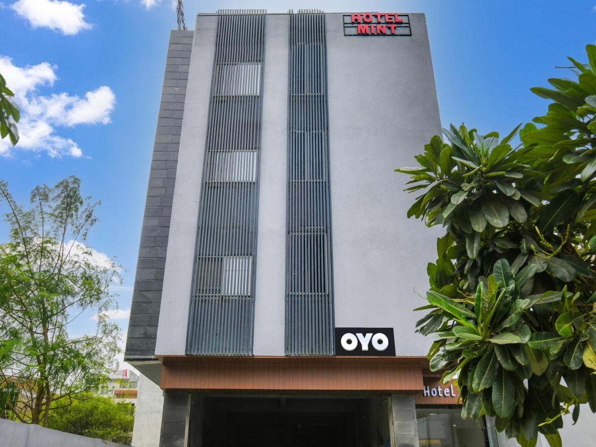 Collection O Hotel Mint Індаур Екстер'єр фото