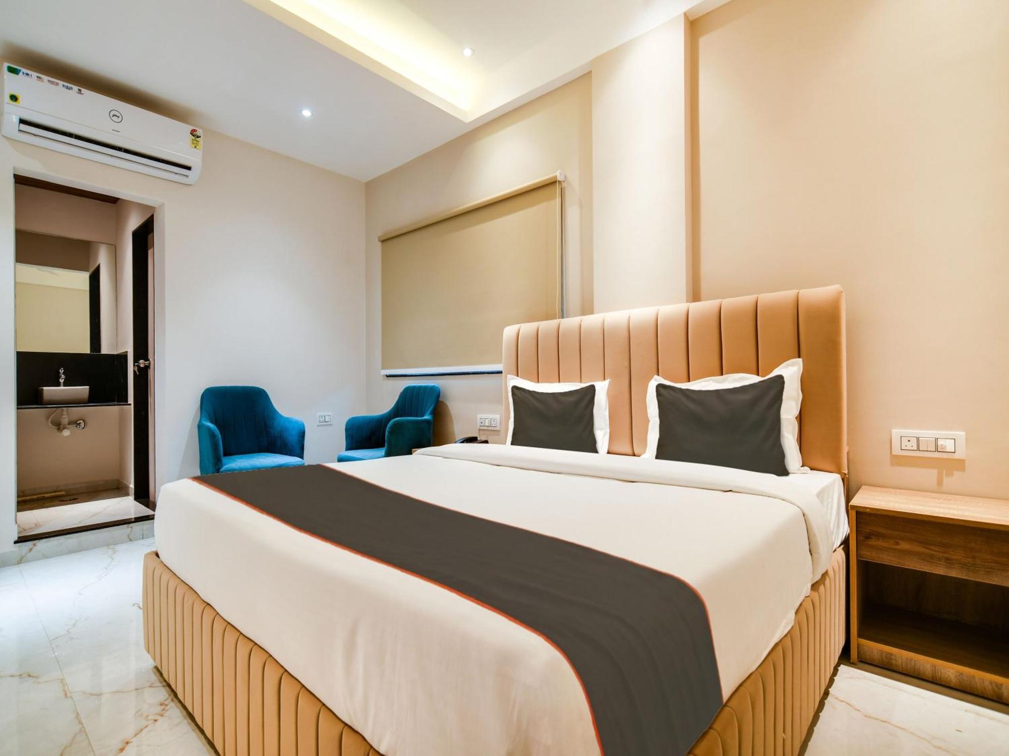 Collection O Hotel Mint Індаур Екстер'єр фото